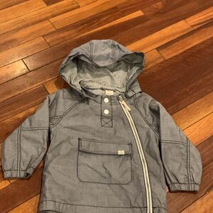 H&M boy jacket size 12-18 months wirh detachable hood
